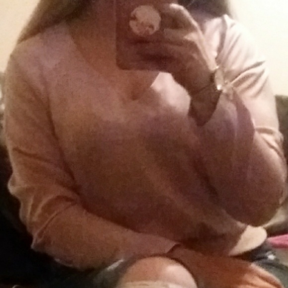 🔥⚡️Blush Silk Top✨💥 - Picture 4 of 4